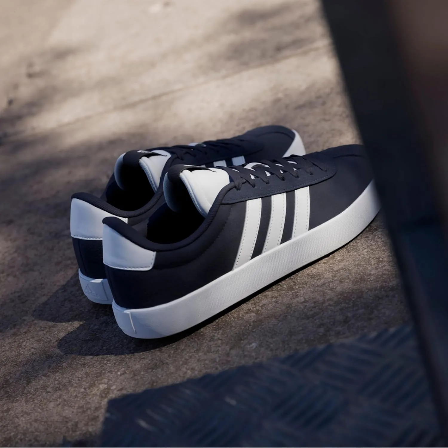 adidas Unisex Sneaker