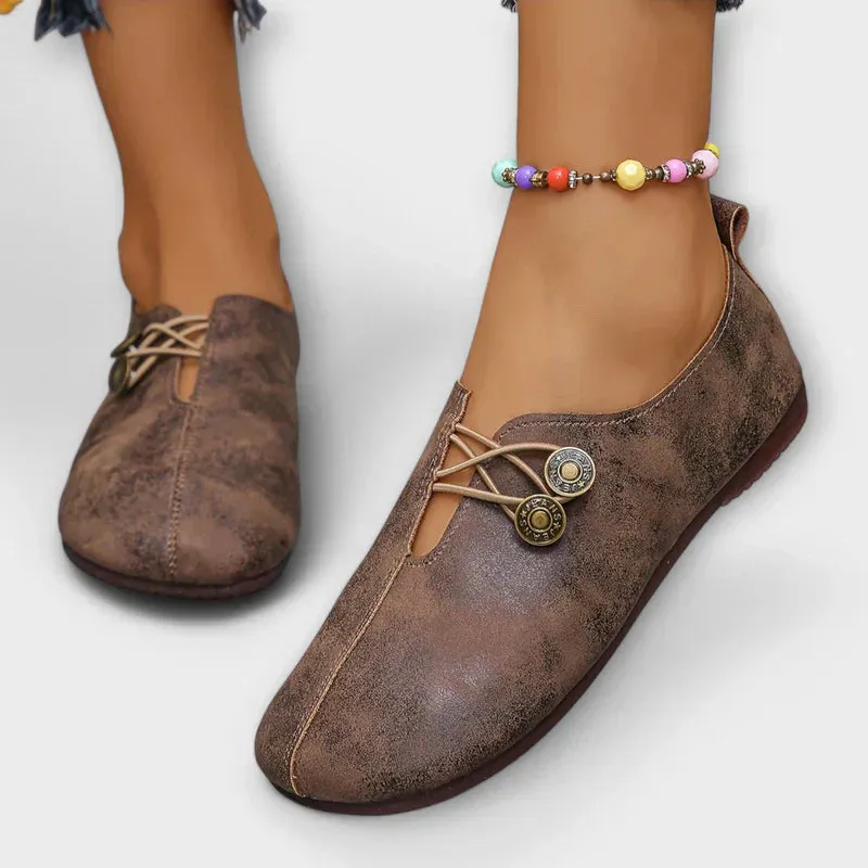 Aliisa™ | Suede loafers that move with you