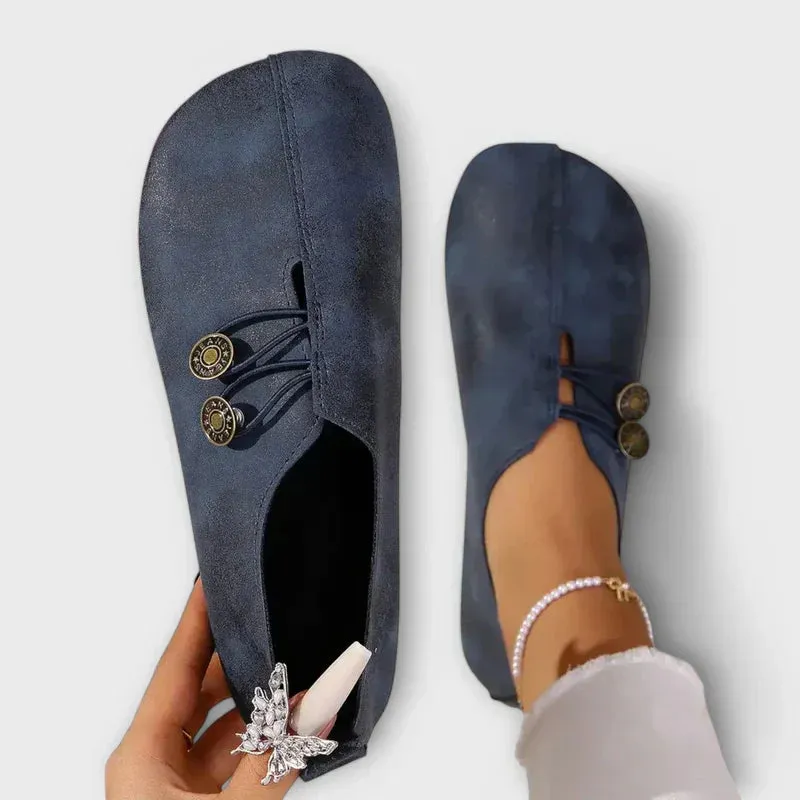 Aliisa™ | Suede loafers that move with you
