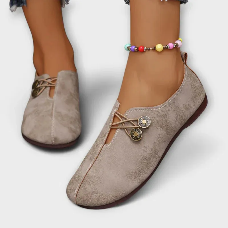 Aliisa™ | Suede loafers that move with you