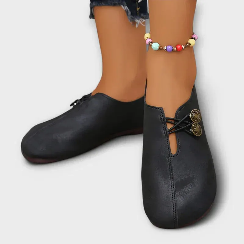 Aliisa™ | Suede loafers that move with you