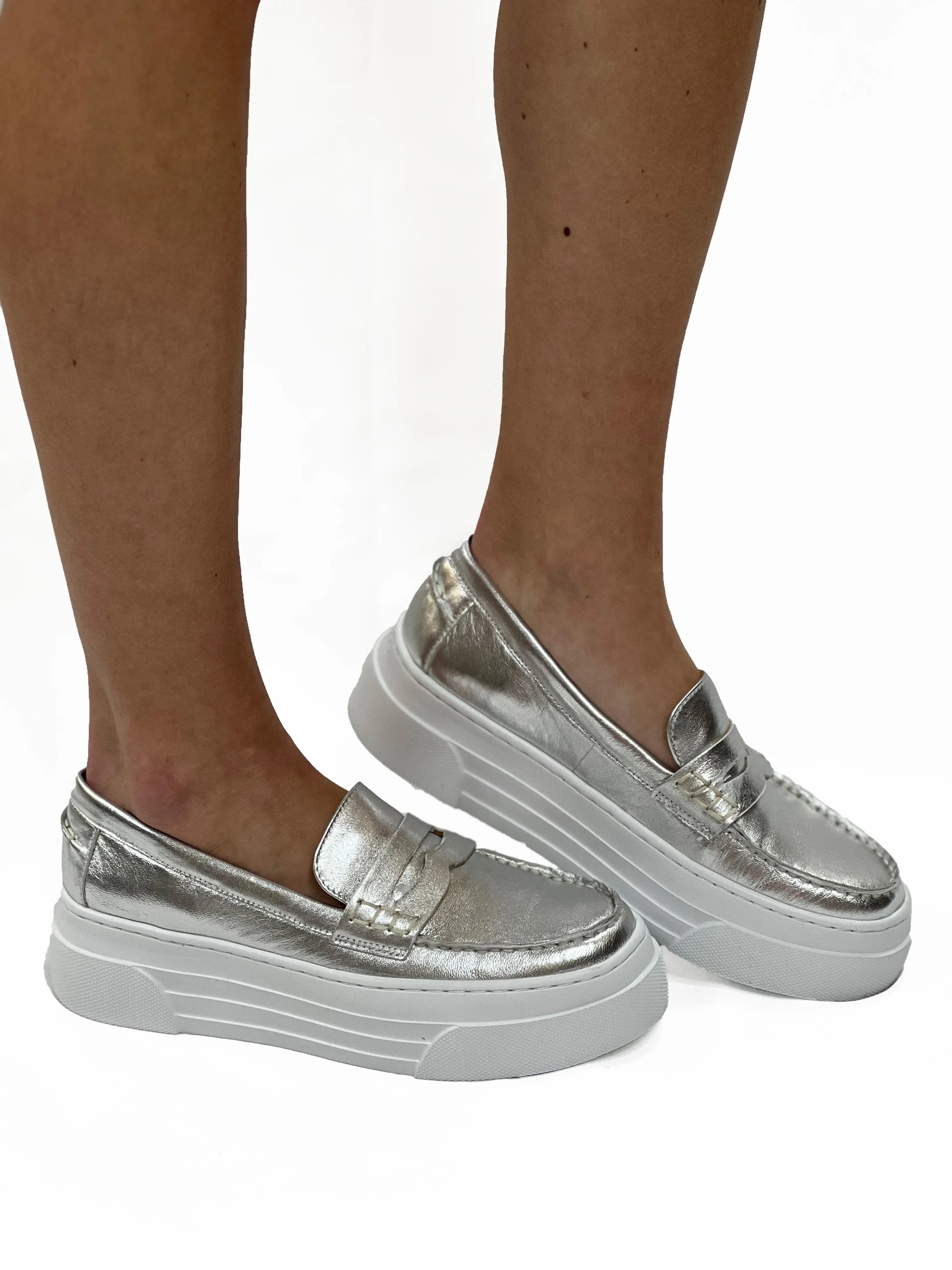AVA in Silver