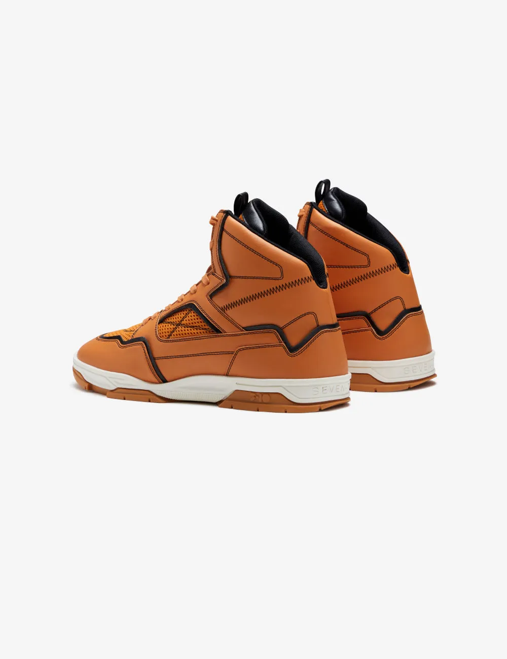 Celeb Spotted - 714 orange black high-top sneaker