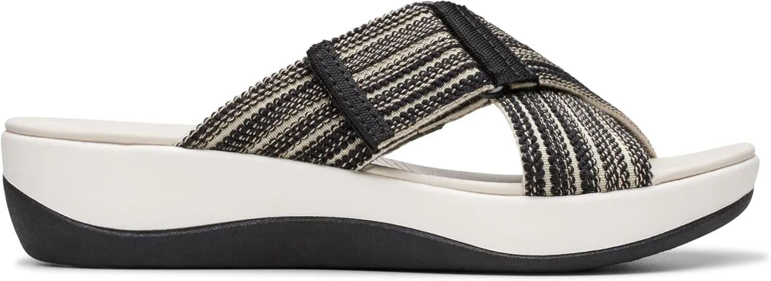 Clarks Women's Modern Sandal