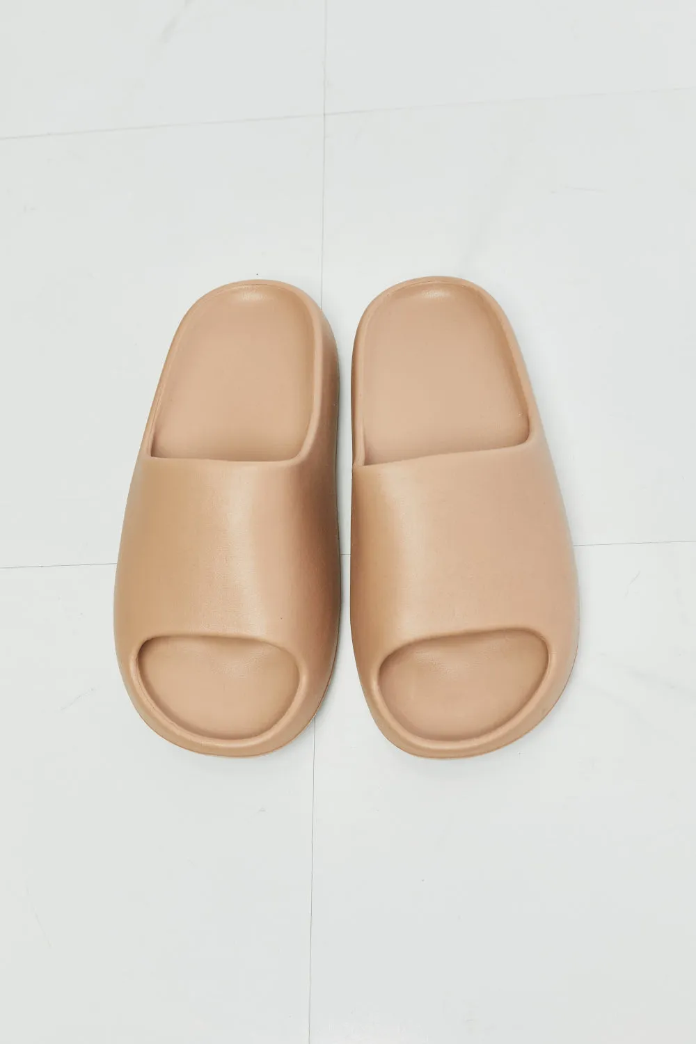 Comfortable Zone Slides in Beige
