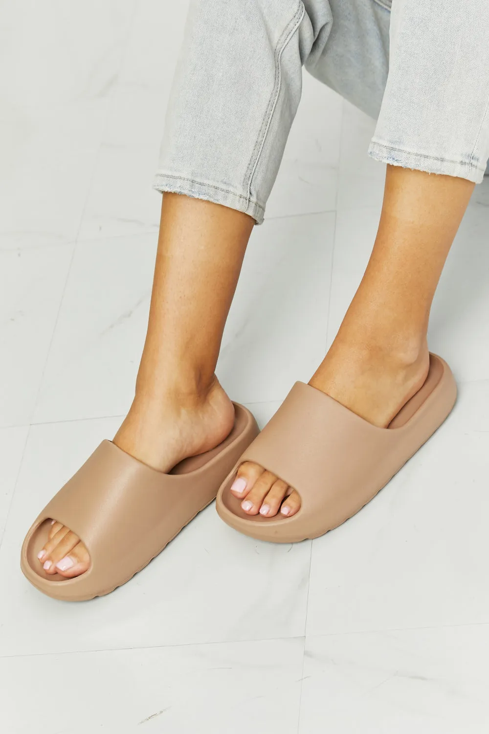 Comfortable Zone Slides in Beige