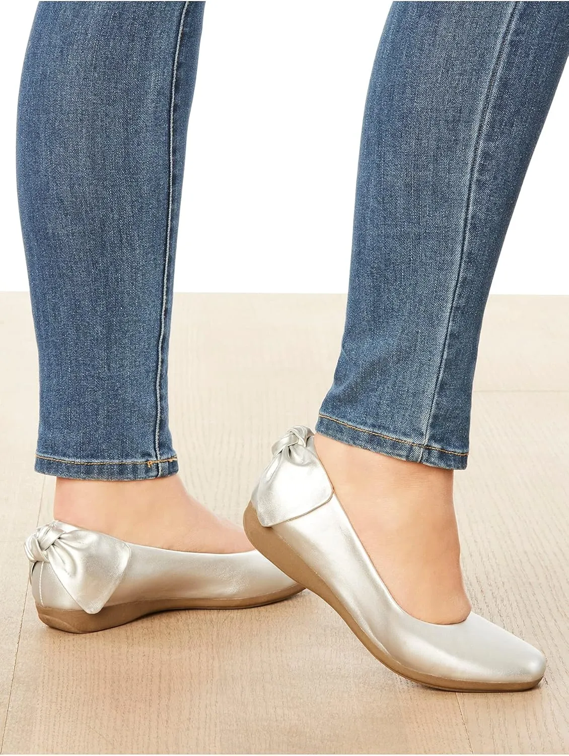 Comfortview Women's The Delia Slip On Flat (Wide Widths Available)