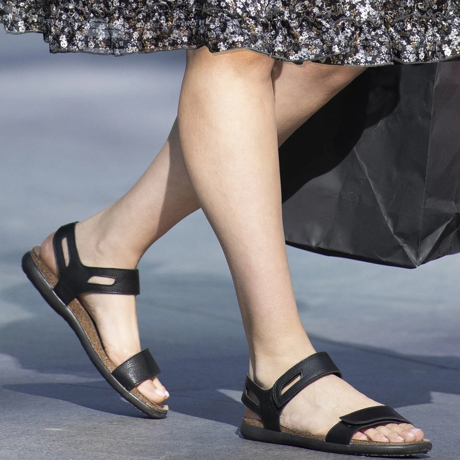 Courtney Sandal (7446)
