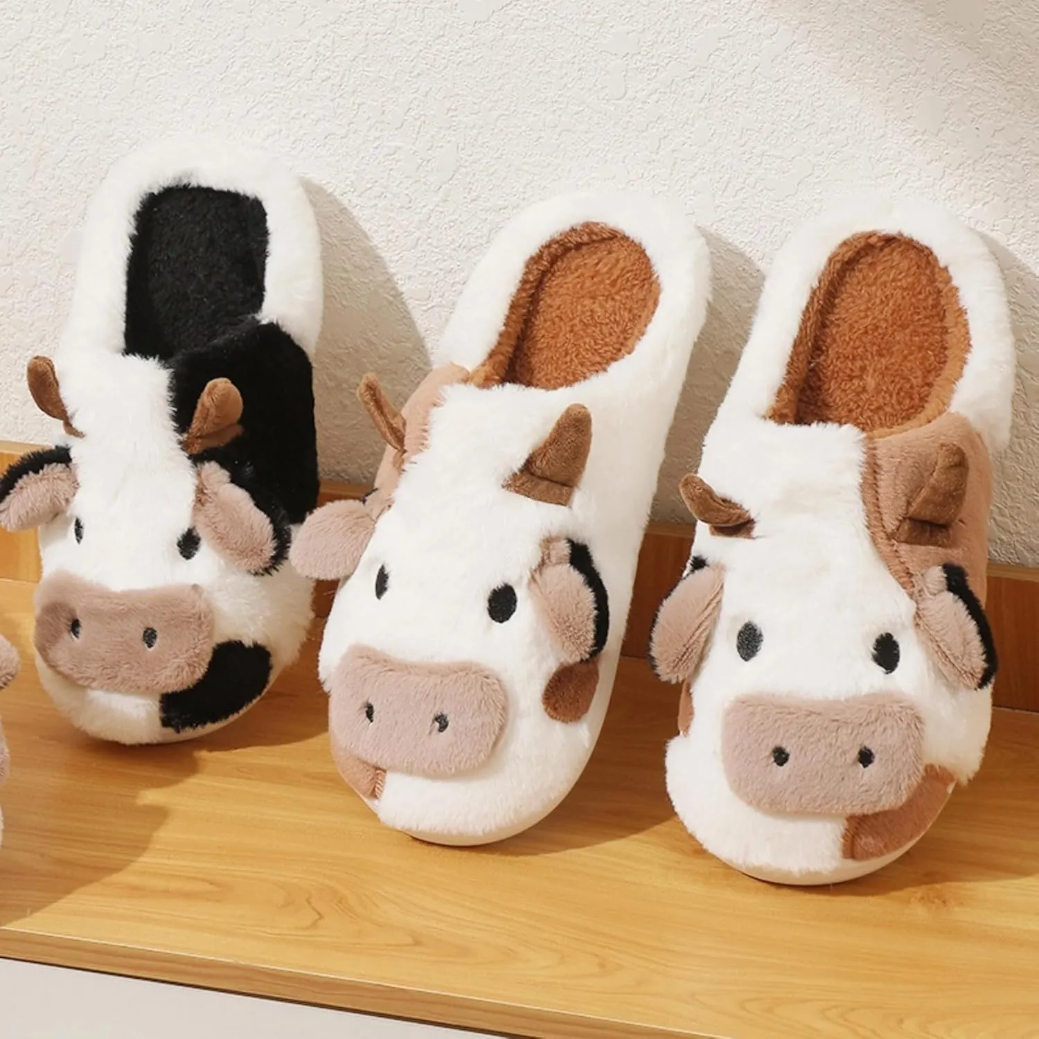 Cow Slippers for Women Men Indoor Cute Cotton Plush Home Couple Slippers Comfy Slides Outdoor Warm Winter Bedroom House Slippers Shoes Cozy Slip On Non-Slip Fuzzy Slippers