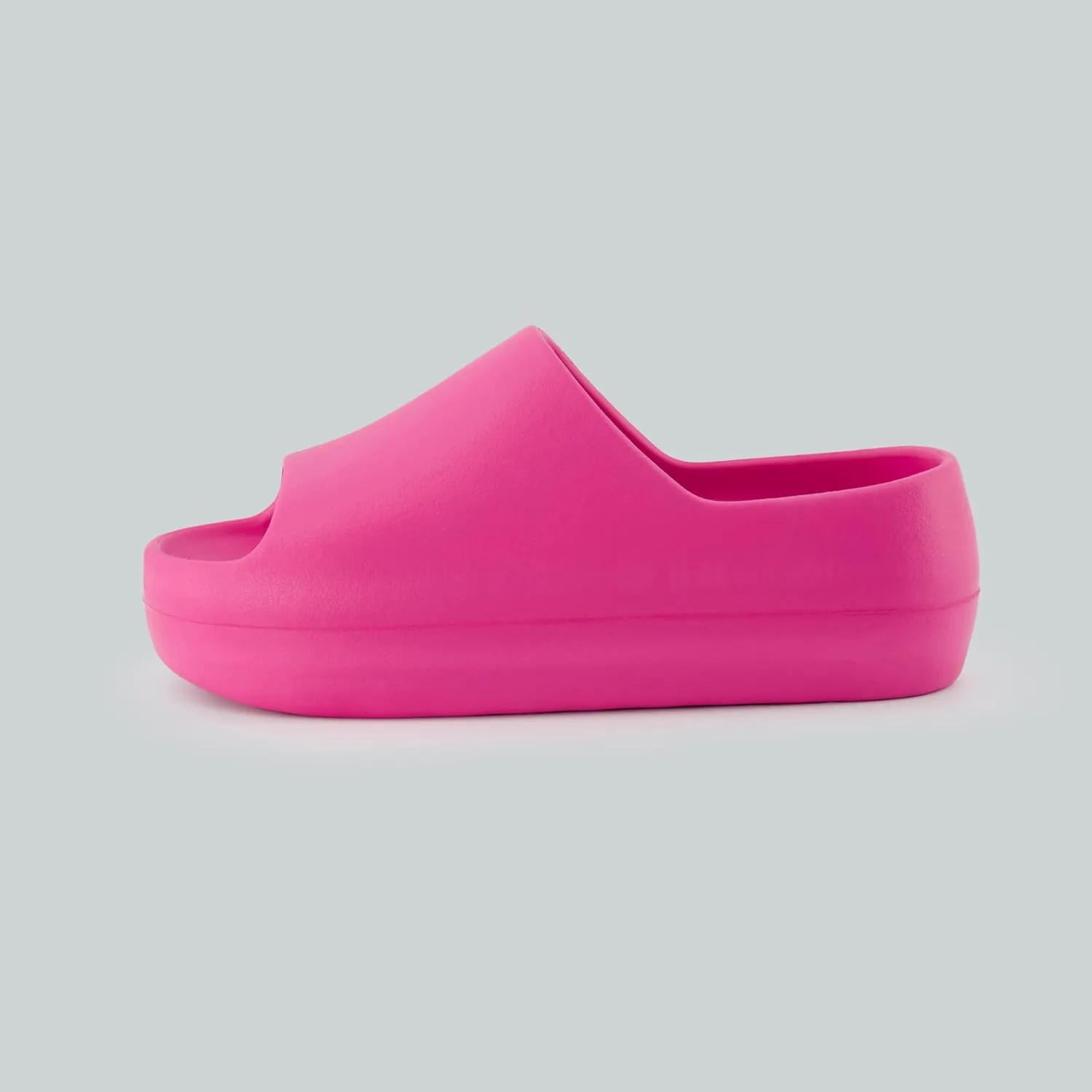 CUSHIONAIRE Women's Harrison platform slide sandal with  Comfort
