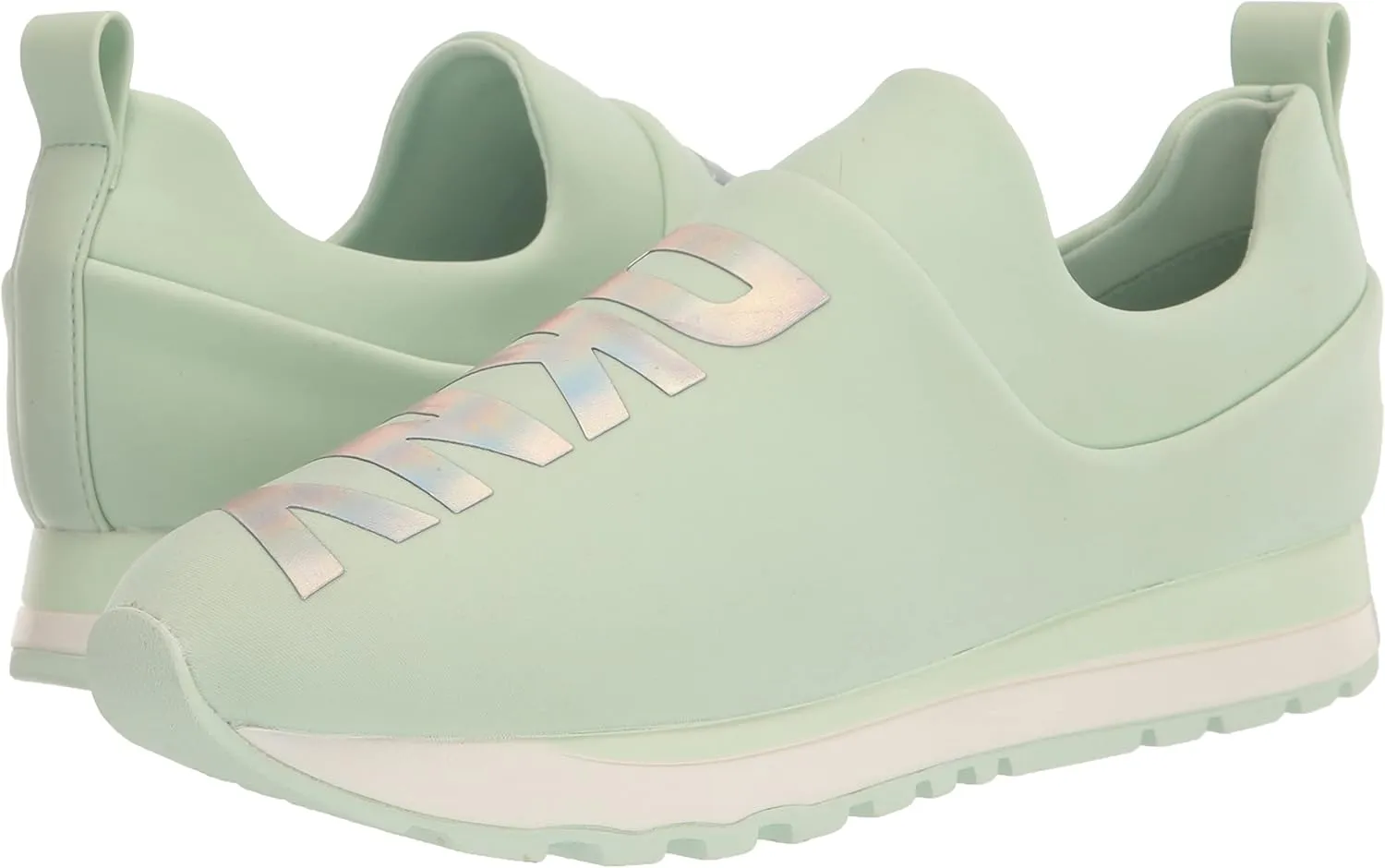 DKNY Women's Comfortable Chic Shoe Jadyn Sneaker