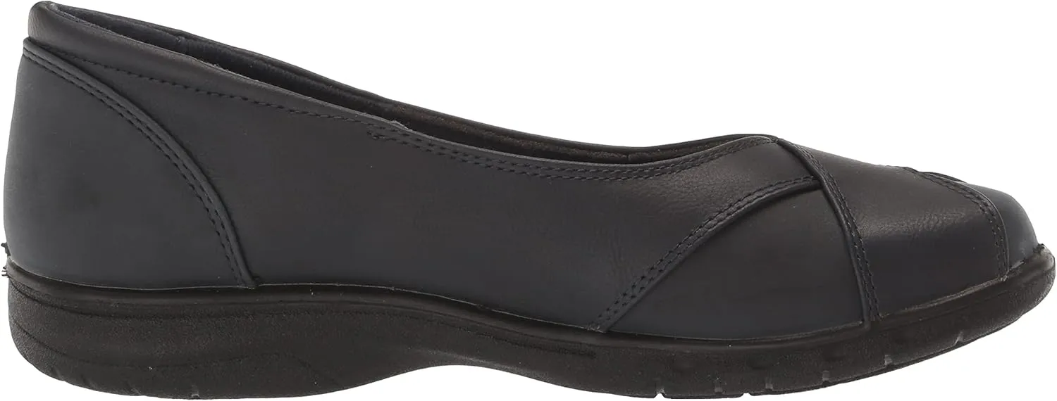 Easy Street Women's Kaz Sneaker
