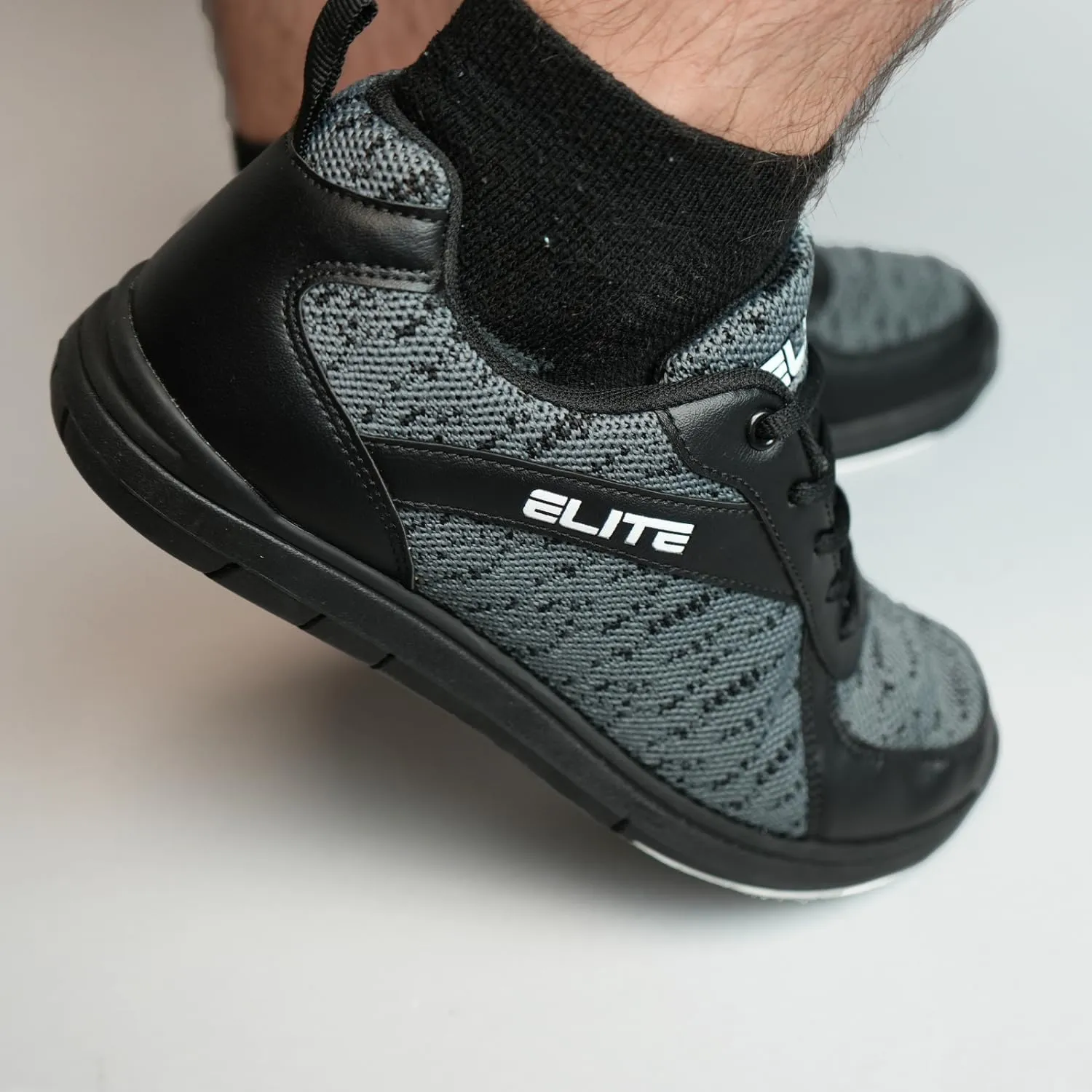 ELITE Pinnacle Men’s Bowling Shoes | Includes Universal Sliding Soles | Left or Right-Handed Men’s Bowling Shoes | Great for Bowling Practice and League Games
