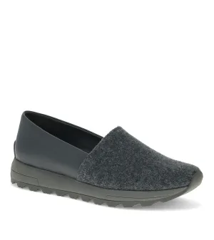 Gennie Slip On