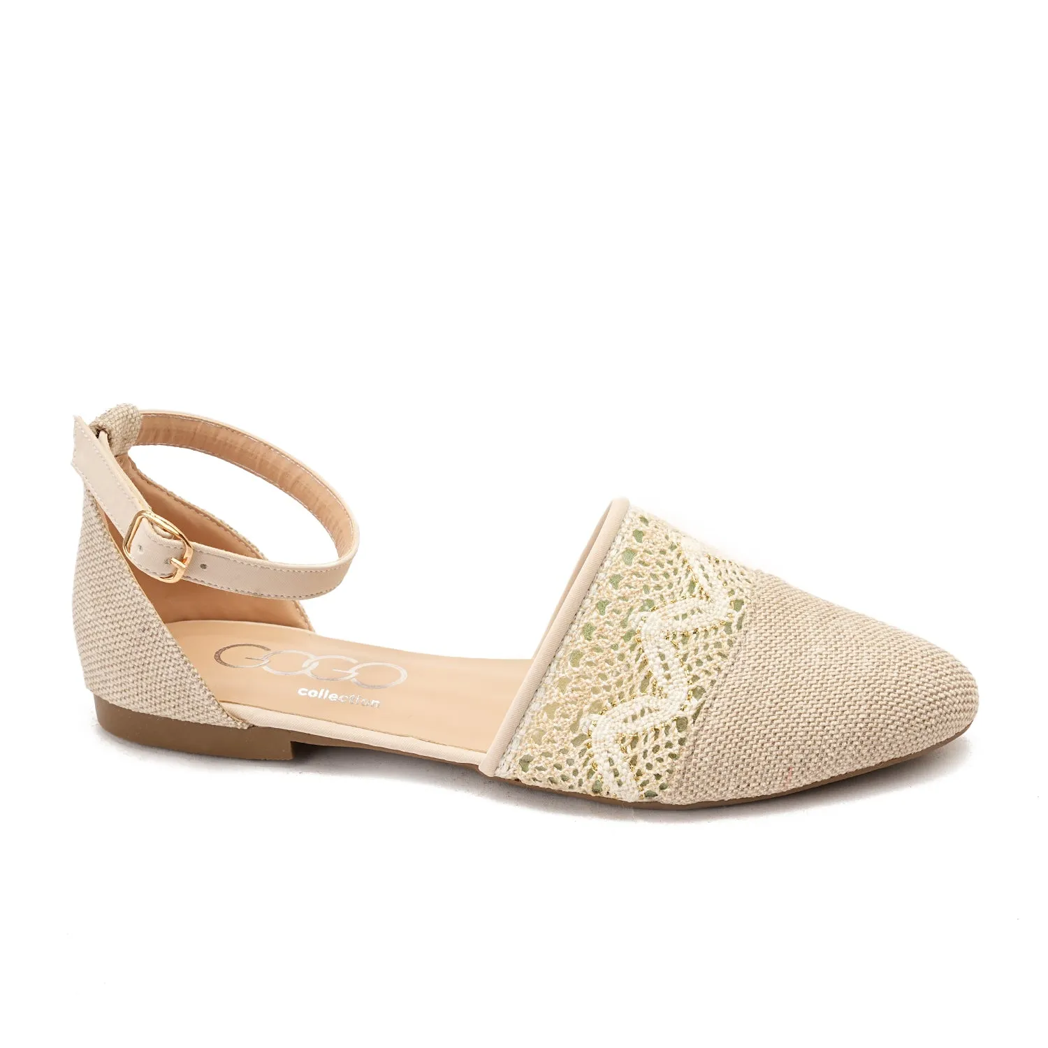 Knitted sandal