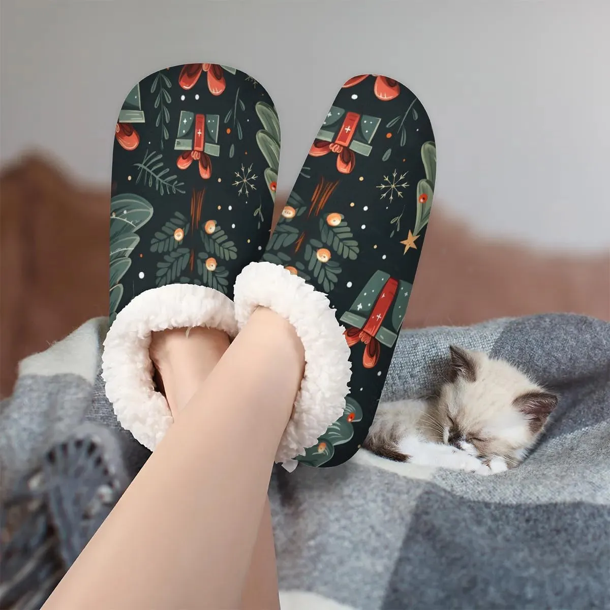 KOBLEN Green Tree Boxes Slippers for Women House Shoes with Fleece Lining Wide Comfy Full Slippers Lightweight Cozy Loafer with Rubber Sole Unisex Slippers Adults for Indoor Outdoor