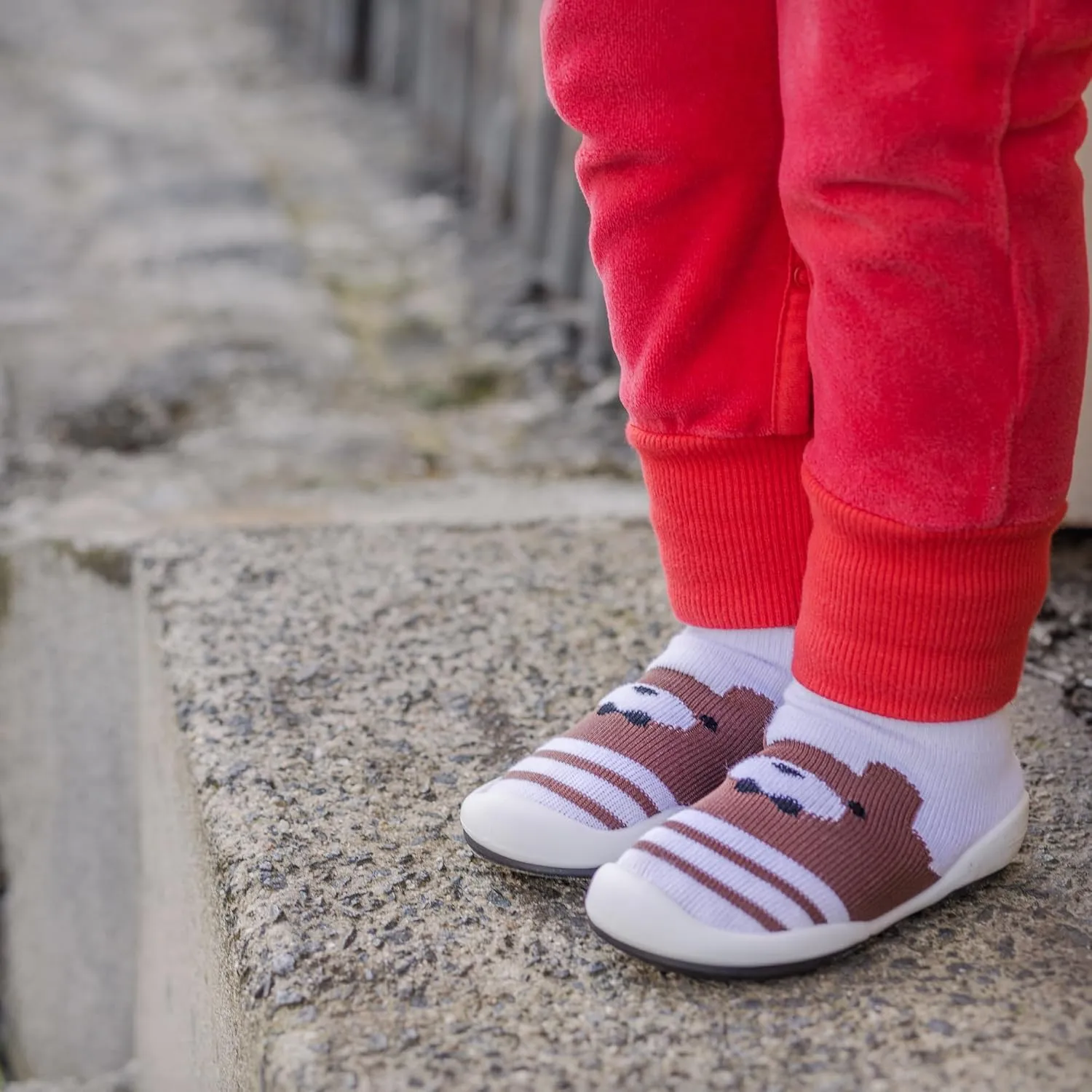 Komuello Animal Toddler Shoes, Breathable, Washable, Non-Slip, Secure Fit, Cotton Socks with Air Pocket Cushion for Indoor and Outdoor Use, Unisex Toddler Shoes for Boys and Girls