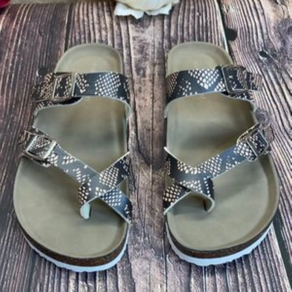 Madden Girl Snakeskin Bryceee Footbed Sandals 6M