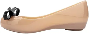 Melissa Ultragirl Bow II Flat - Versatile Slip-On Design - Stylish Flats for Women - Sweet Bow Detail - Comfy Fit - PVC & Metal Upper - Laminated Insole - Bubblegum Scent - Dressy Flats