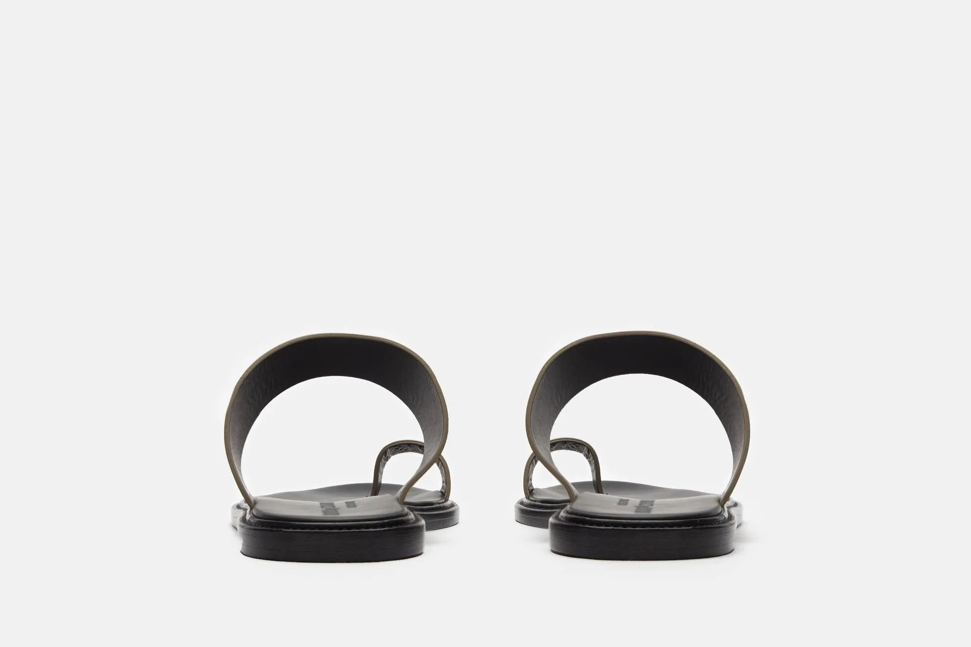 Minimalist Sandal in Leather - Olive