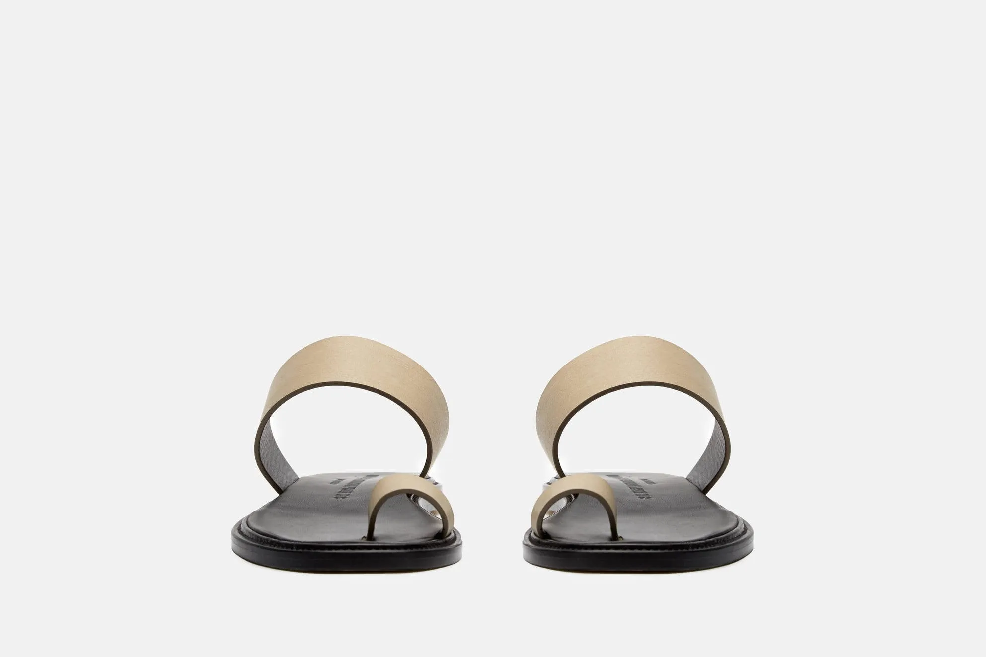 Minimalist Sandal in Leather - Olive