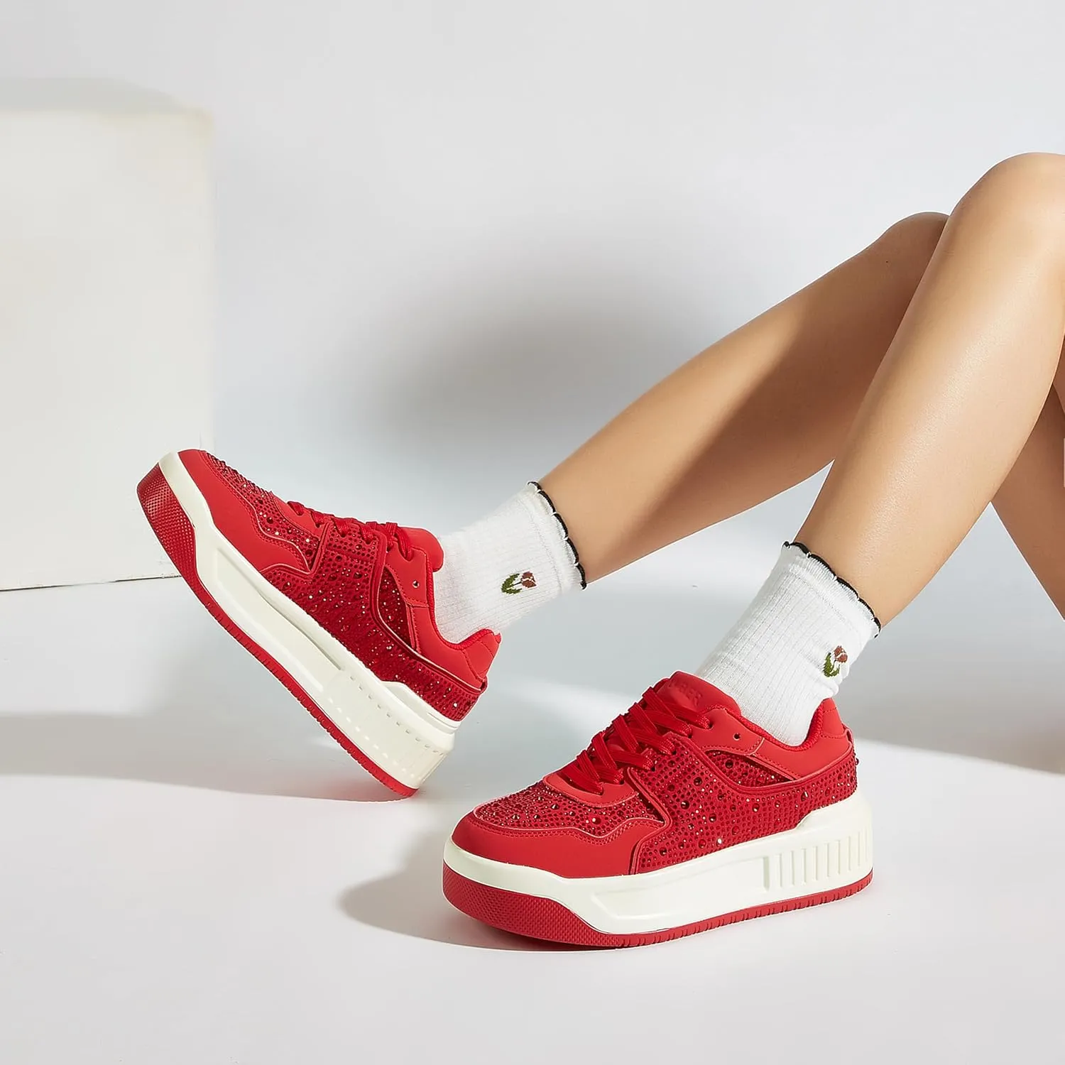 Niluber Women's Platform Sneakers Leather Low Top Tennis Shoes Lace Up Casual Walking Shoes