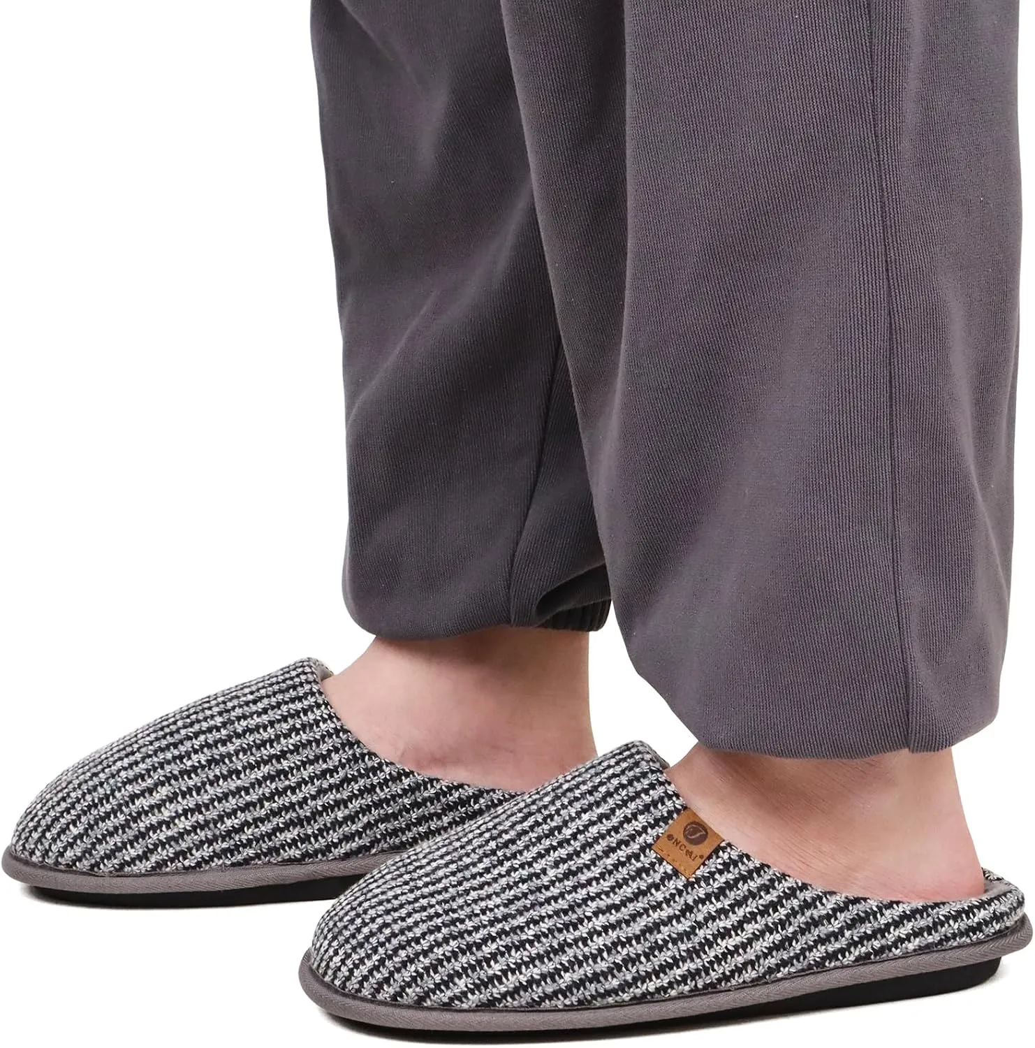ONCAI Mens Cozy Memory Foam Scuff Slippers Slip On Warm House Shoes Indoor/Outdoor with Best Arch Support