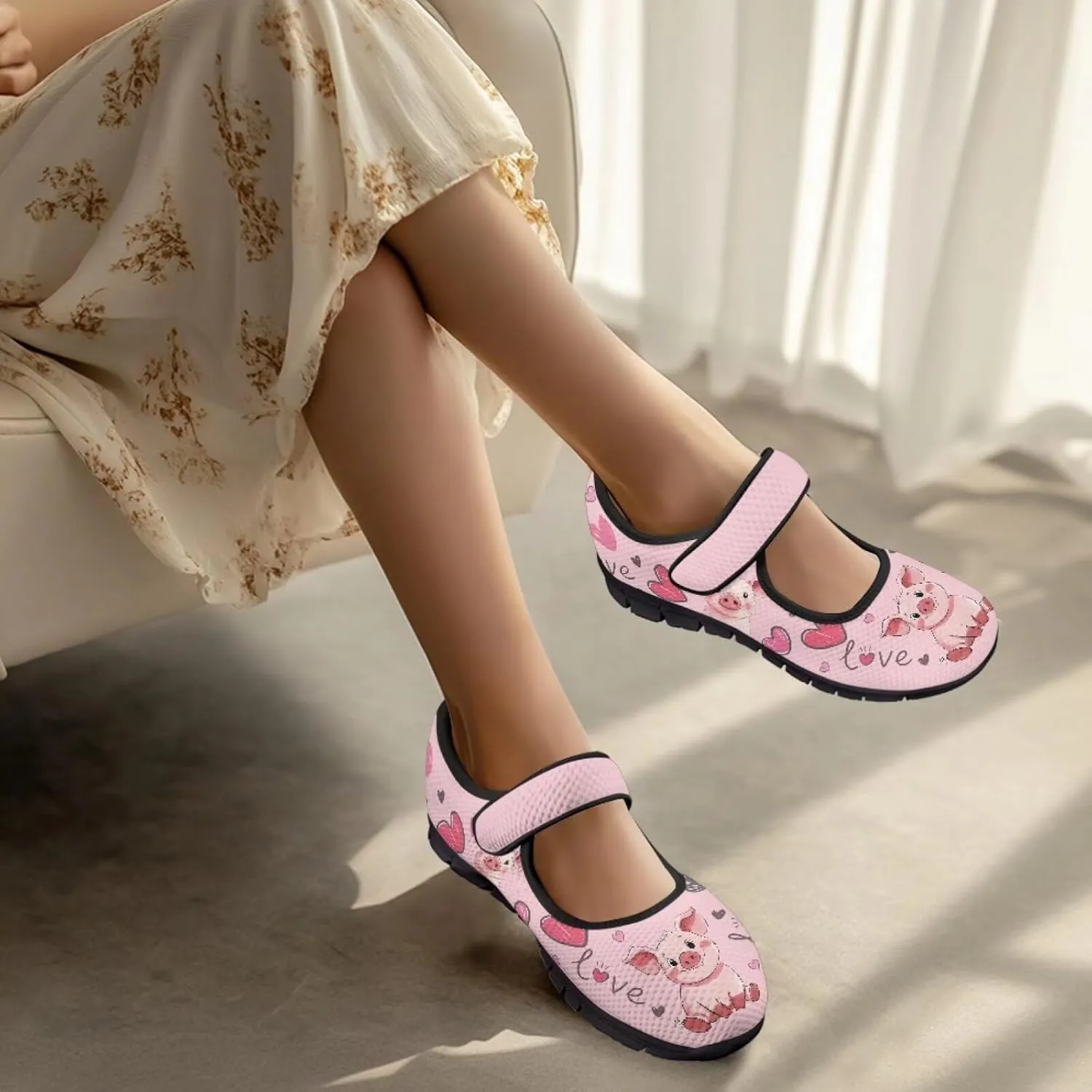 Pig Design Slip On Womens Shoes Casual Comfortable Sneakers Breathable Magic Sticker Convenient Wear Shoes
