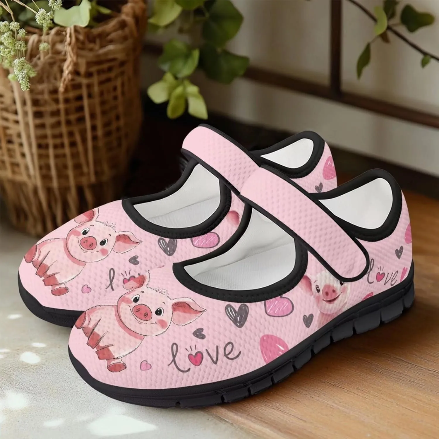 Pig Design Slip On Womens Shoes Casual Comfortable Sneakers Breathable Magic Sticker Convenient Wear Shoes