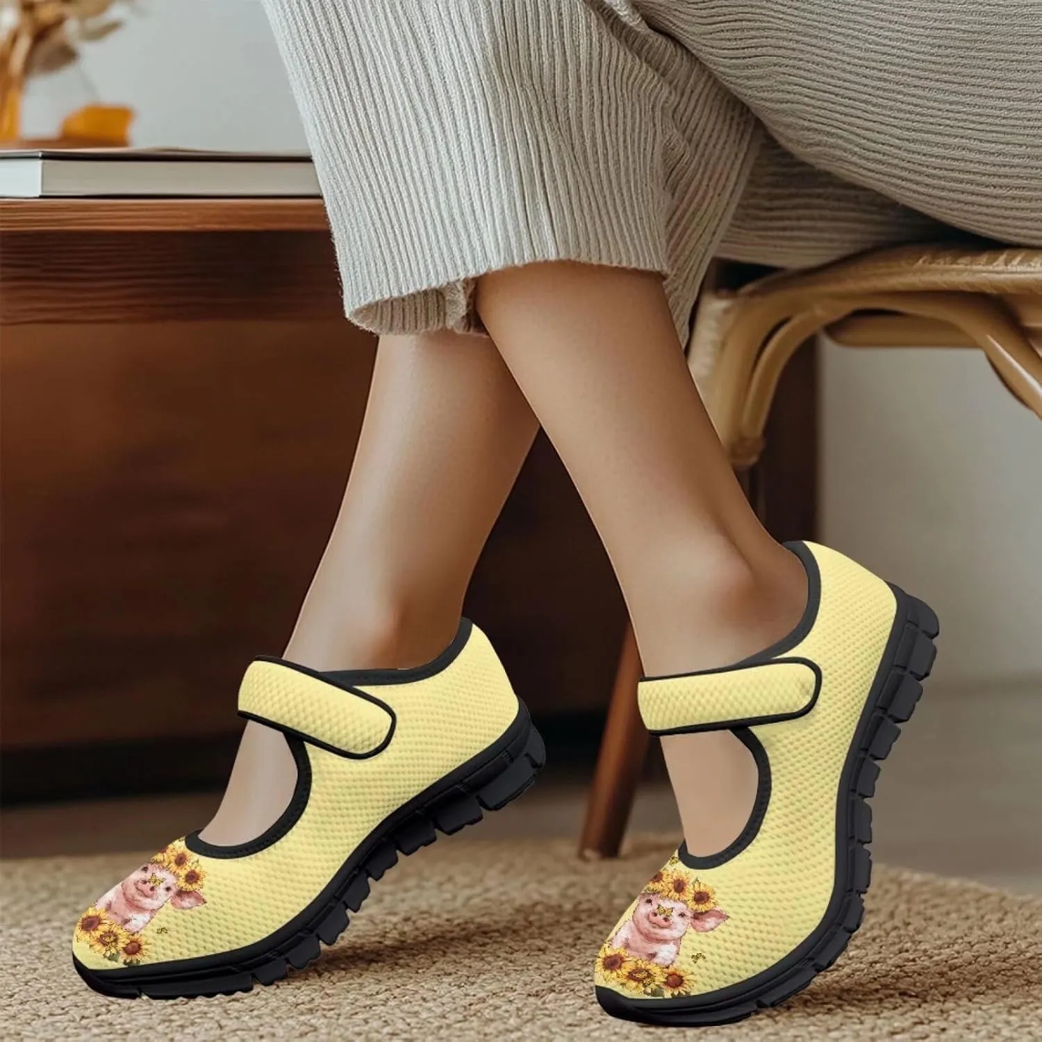 Pig Design Slip On Womens Shoes Casual Comfortable Sneakers Breathable Magic Sticker Convenient Wear Shoes