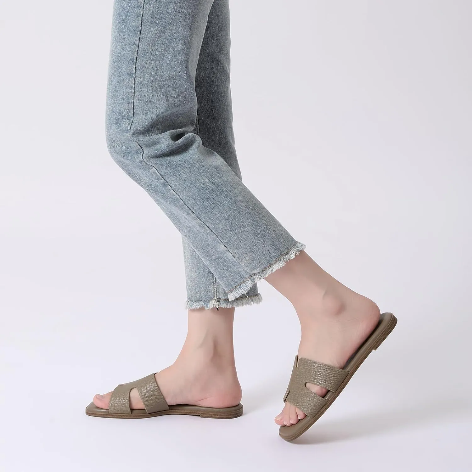 Rihero Women's Dressy Flat Sandals Comfortable Slip On Leather Slide Sandals
