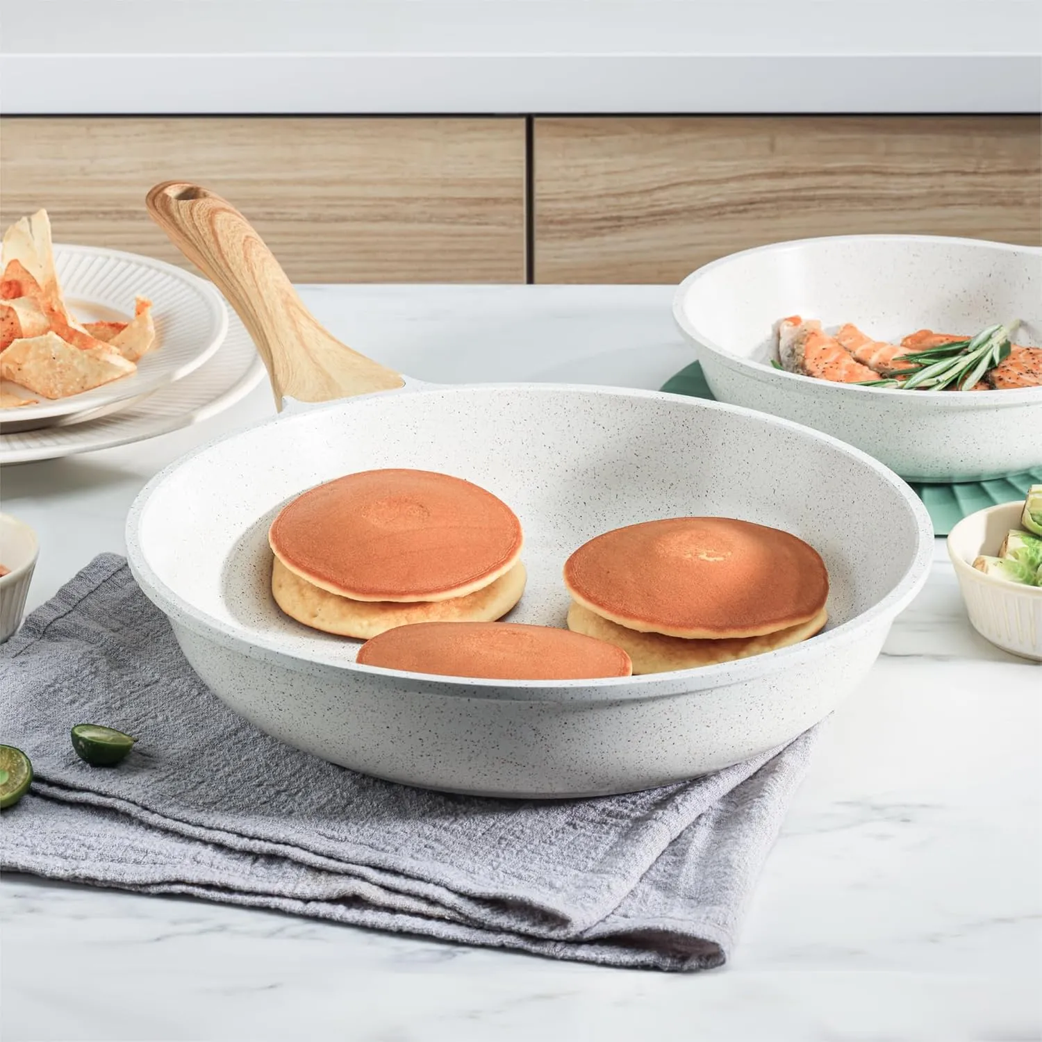 SENSARTE Nonstick Ceramic Frying Pan Skillet, 11 Inch Omelet Pan, Healthy Non Toxic Induction Compatible Egg Pan with Heat Resistant Handle, PTFE and PFAS-Free