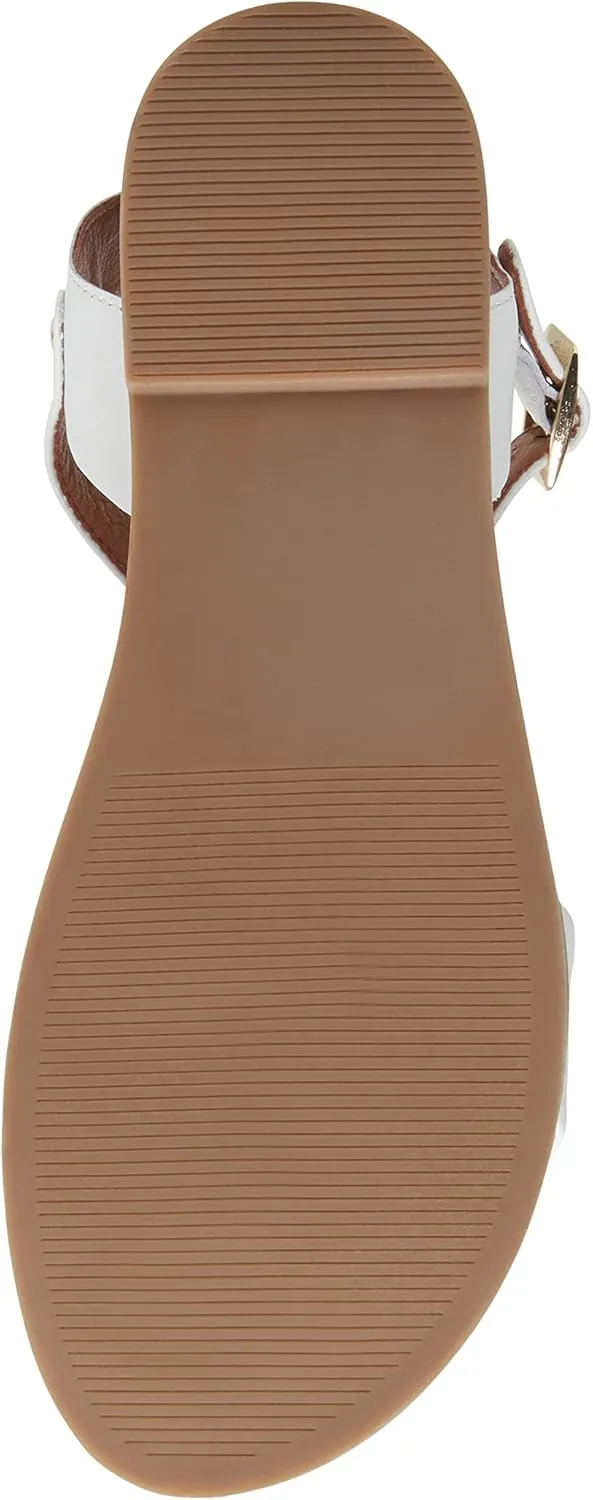 Steve Madden Women's Dina Flat Sandal