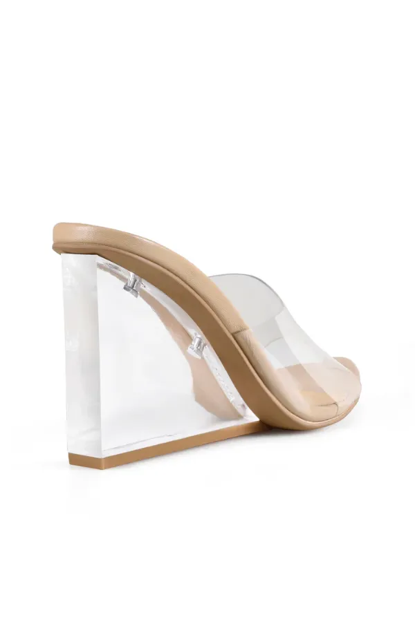 Suzy Beige