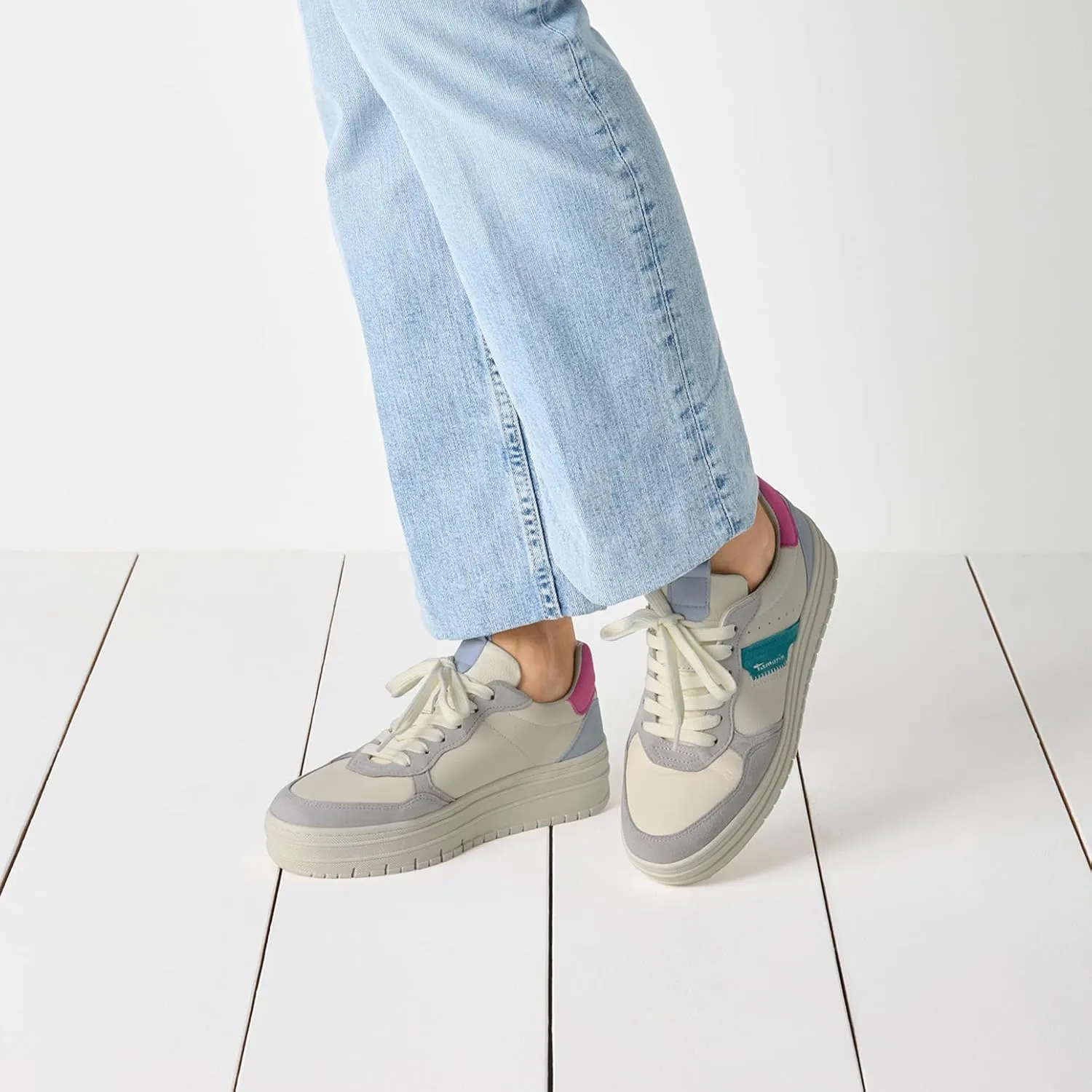 Tamaris Women's Fashionable Sneaker