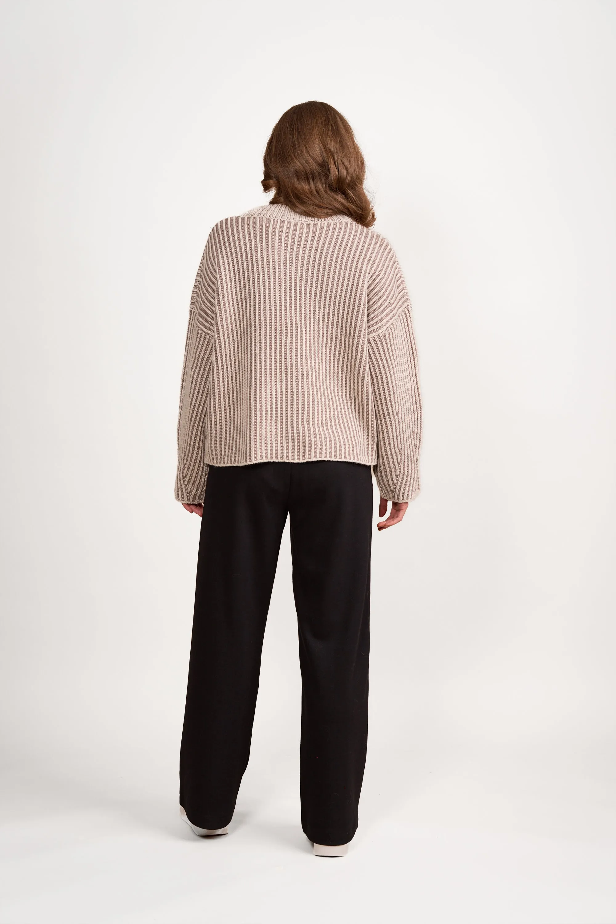 VASSALLI HIGH NECK 2 TONE SWEATER