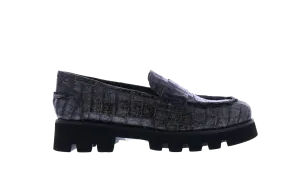 Women Croco lacquer loafer gray