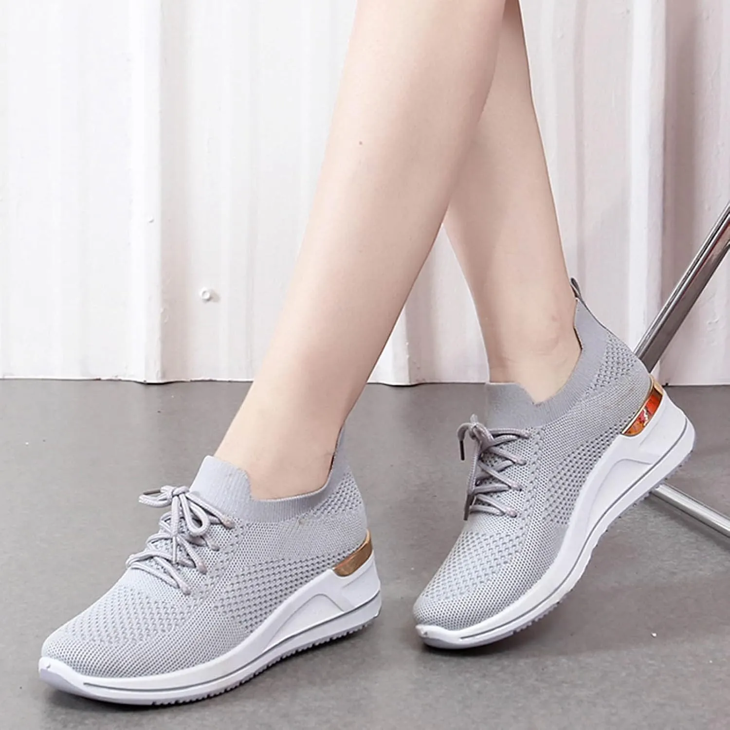 Women Lightweight Slip On Sneakers Casual Walking Shoes Comfortable Canvas Flats Non Slip Elastic Loafers