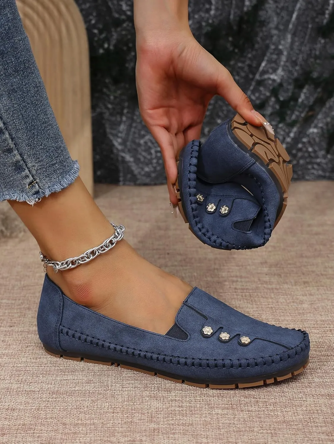 Women Loafers Comfortable Shoes Casual Slip on Flats for Walking Driving Business Light Weight Casual Slip-On Dress Shoes