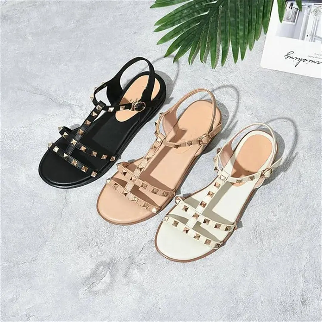 Womens Buckle Strap Back Strap Flat Heel Open Side Vamp Fisherman Sandals Cow Leather Studded Rivets Casual Summer Sandals