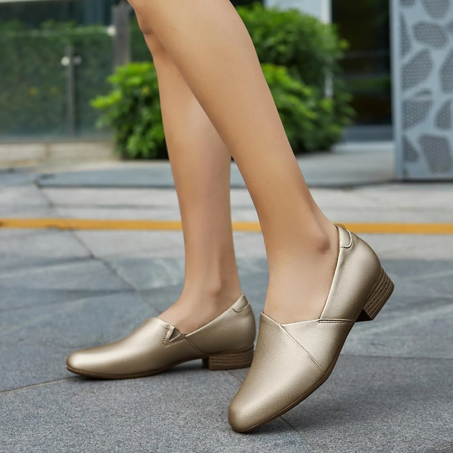 Women's Classic Comfort Dress Shoes Casual Leather Loafers Flats Cute Versatile Slip-Ons Everyday Work Shoes