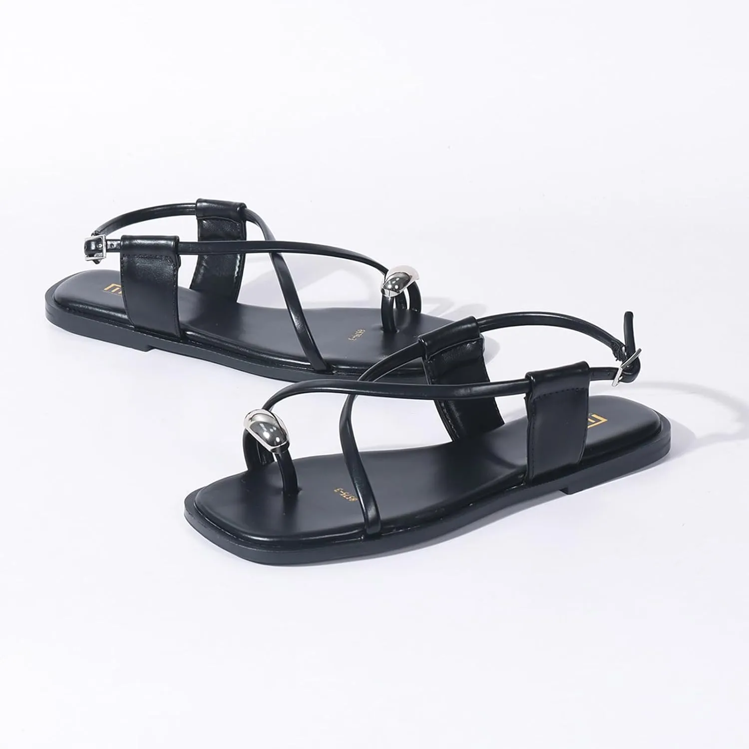 Women's Cross Strappy Metal Decoration Toe Ring Square Toe Flat Sandals with Adjustable Buckle Lightweight Non Slip Gladiator Sandals Summer Beach Party Daily Dating Thong Slides