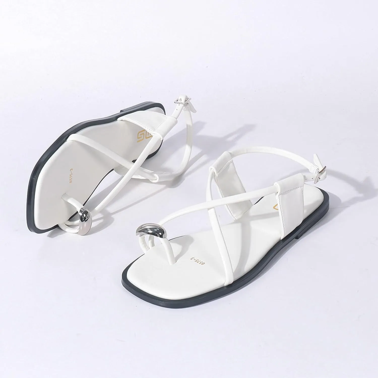 Women's Cross Strappy Metal Decoration Toe Ring Square Toe Flat Sandals with Adjustable Buckle Lightweight Non Slip Gladiator Sandals Summer Beach Party Daily Dating Thong Slides