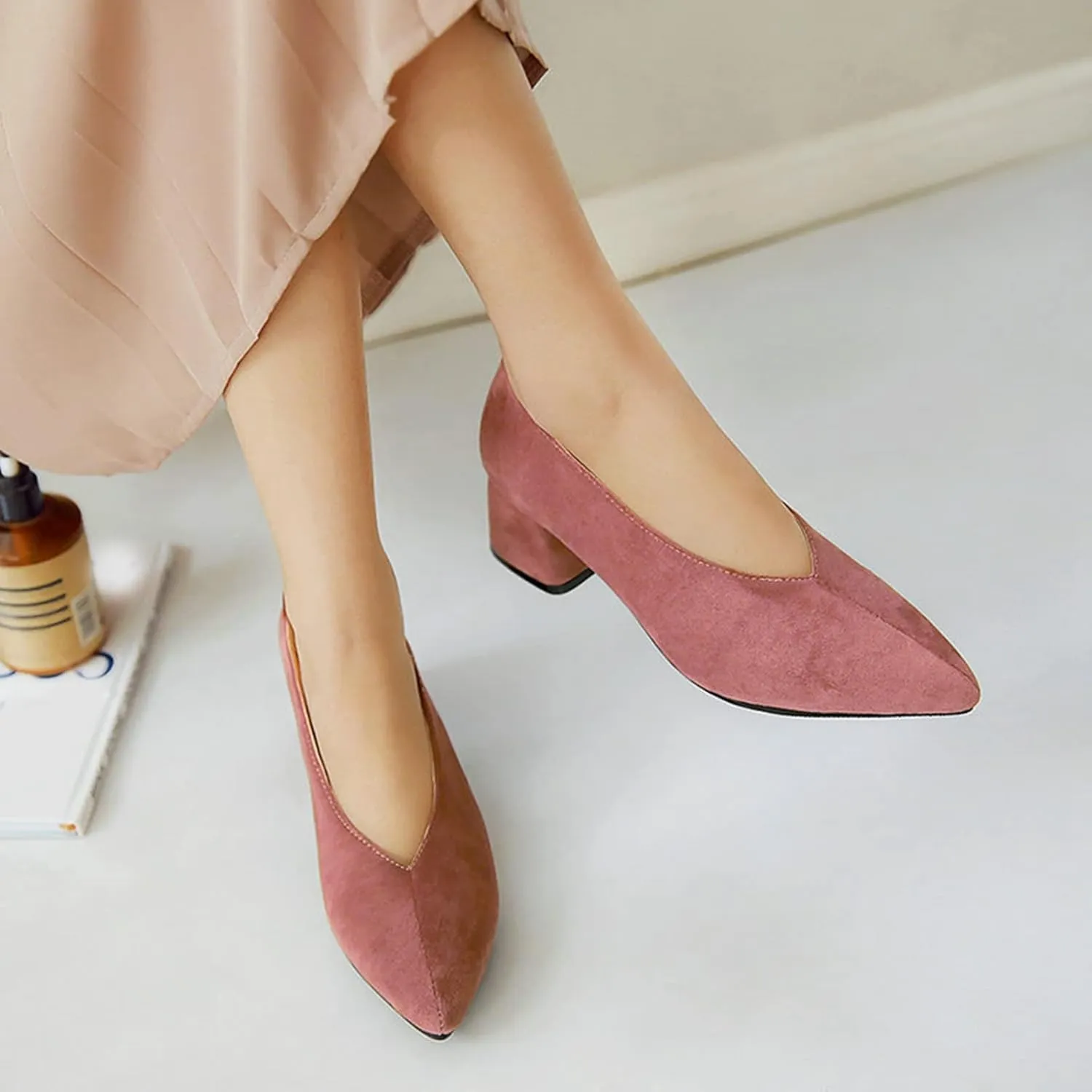Women's Fashion Suede Mid Heel Pumps Pointed Toe V Cut Retro Casual Slip On Office Work Dress Shoes