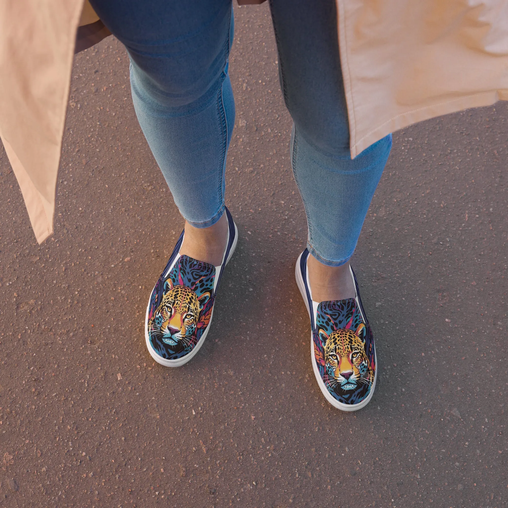 Women’s slip-on canvas shoes - Leopard SG002