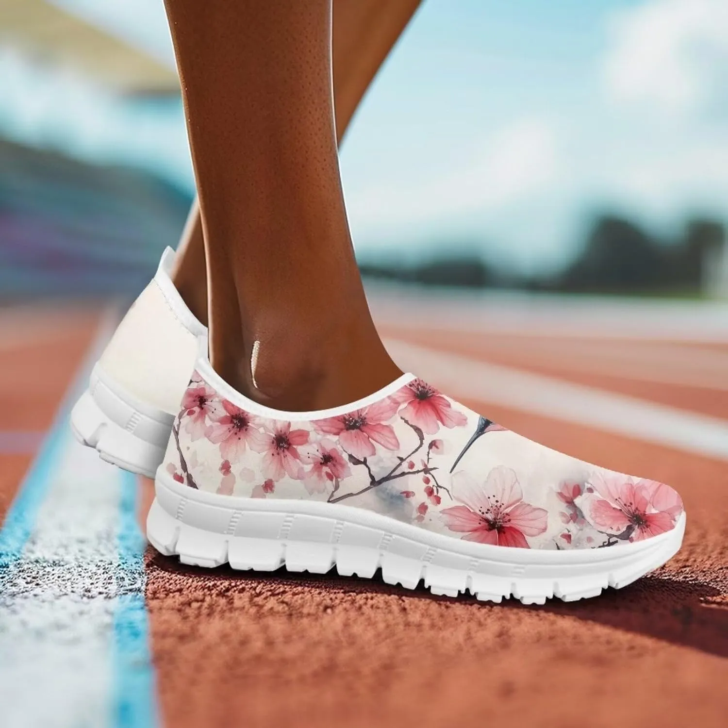 Women's Slip On Sneakers Comfort Casual Travel Walking Shoes Lightweight Non Slip Sports Running Shoes US 5.5-11.5