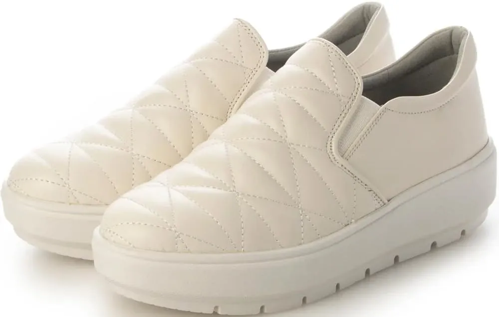 Women's Vue Padded Slip On Sneakers